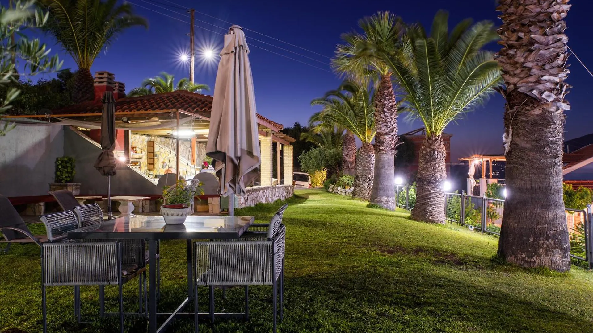 Studios Rania Aparthotel Lassi  2*, Lassi (Kefalonia) Greece