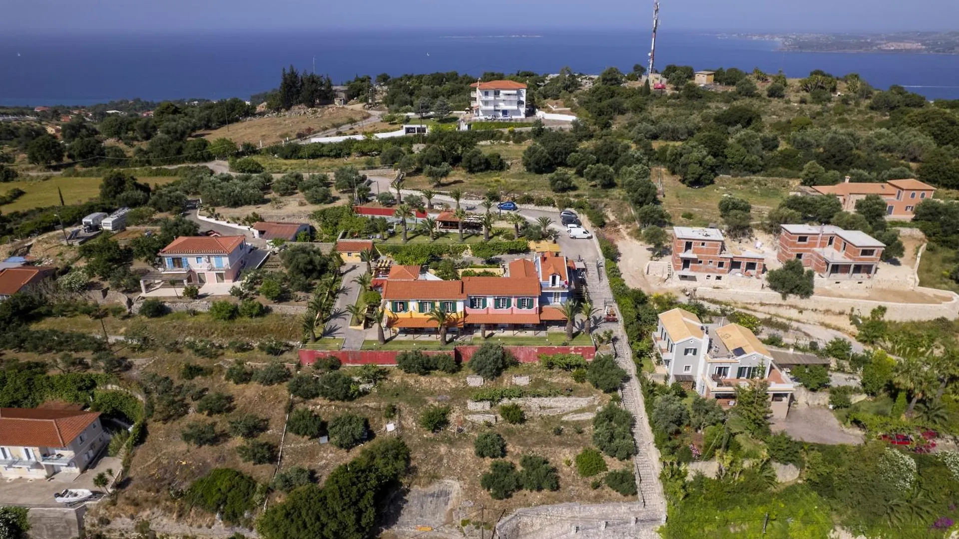 Studios Rania Aparthotel Lassi