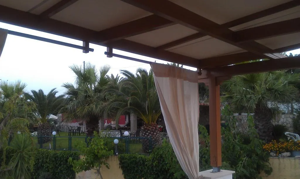**  Studios Rania Aparthotel Lassi  Greece