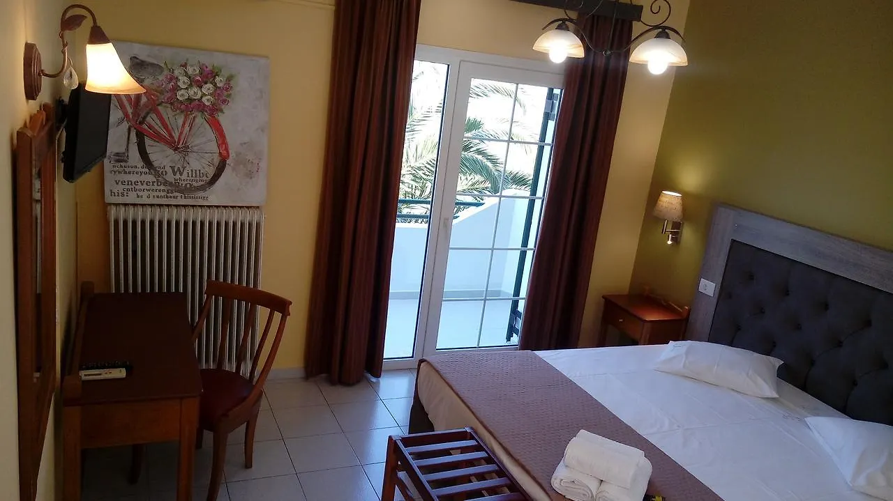 **  Studios Rania Aparthotel Lassi  Greece